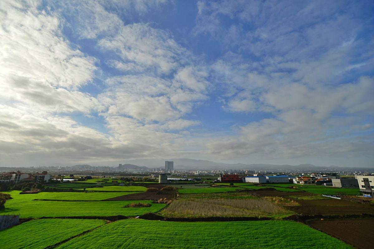 Hotel The Four Hills Jeju Extérieur photo